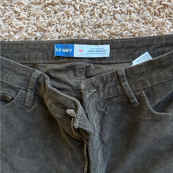 Old Navy Extra High Rise Boot Cut Corduroy Jeans - Picture 2 of 6